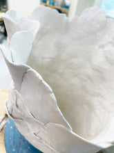 โหลดรูปภาพลงในเครื่องมือใช้ดูของ Gallery บลอง (BLANC)