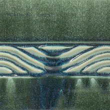 Load image into Gallery viewer, น้ำเคลือบ Potter's choice Amaco สี PC-13 Serpentine Green
