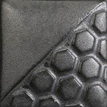 โหลดรูปภาพลงในเครื่องมือใช้ดูของ Gallery น้ำเคลือบ Mayco "Elements" EL119 Burnished Steel

